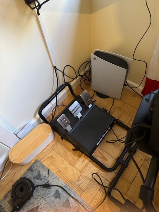 CockPit next level racing GT + volante Thrustmaster T-G ll + base