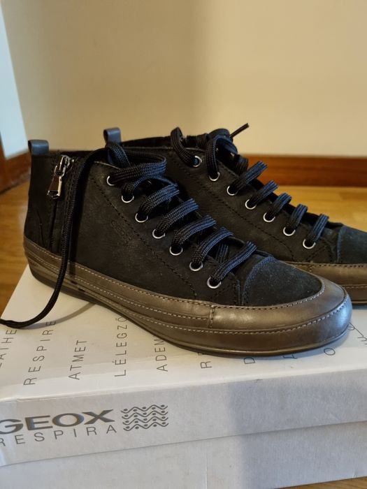 Sapatilhas Geox em Pele - NOVAS