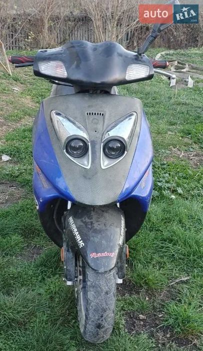 Продам скутер не на ходу