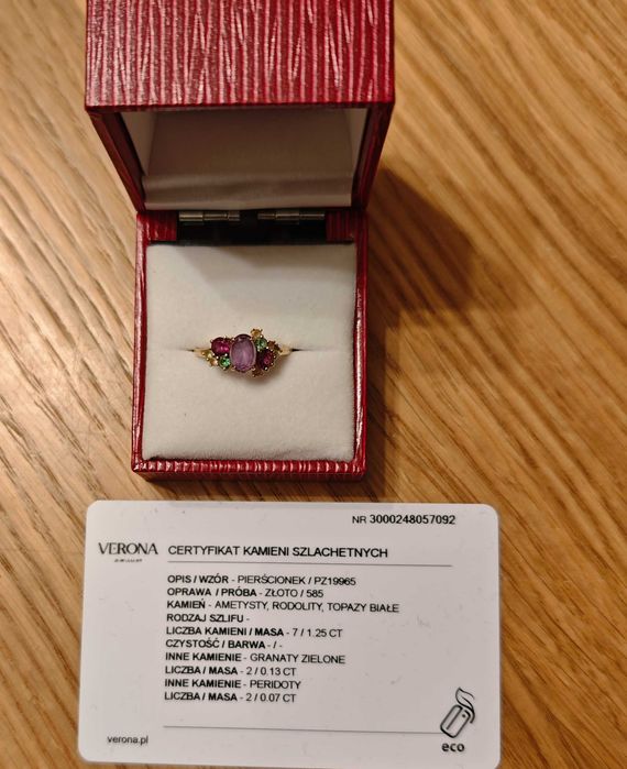 Złoty pierścionek Ametyst, Rodolity, Topazy