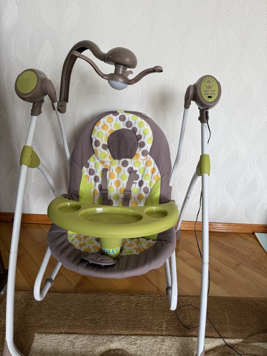 Крісло-гойдалка CARRELLO Nanny