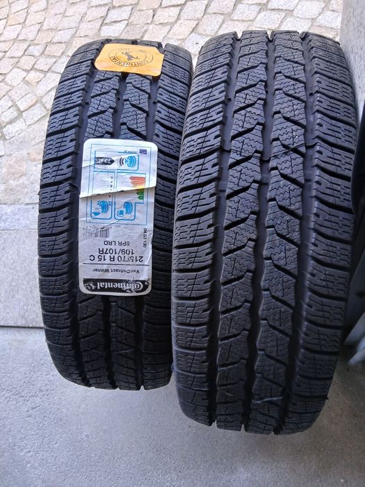 Pneus Novos 215/70R15 C Continental
