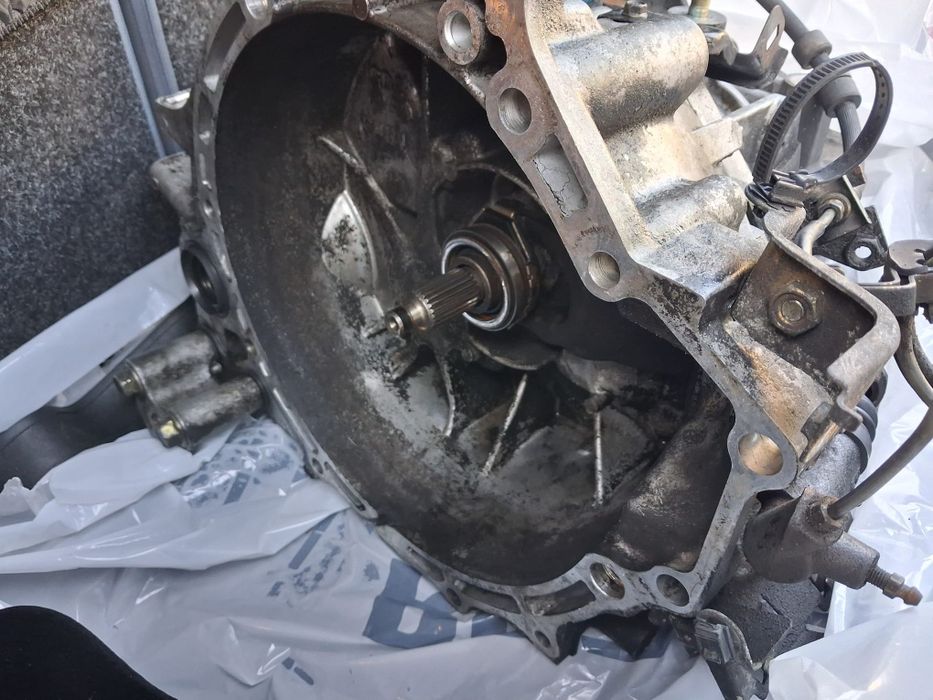 Várias peças Mazda 6 ano 2004