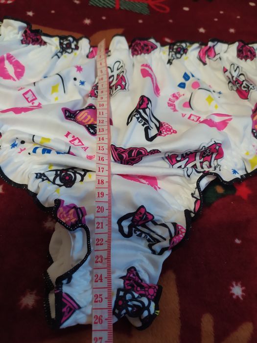 Sprzedam nowe majtki rozmiar 52/54