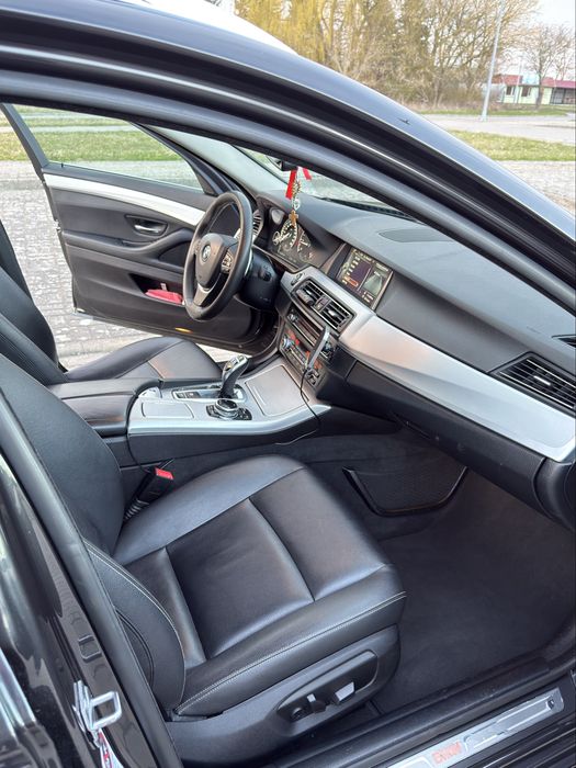 .	BMW 525d Touring 2014 LCI | Automat | Skóra | Radar | Navi Professional