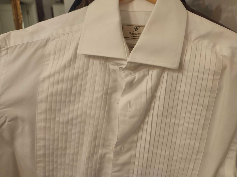 Camisa de cerimónia da Hacket para smoking ou estilo casual chique