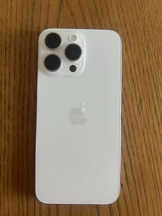 Iphone 15 pro max 256gb branco