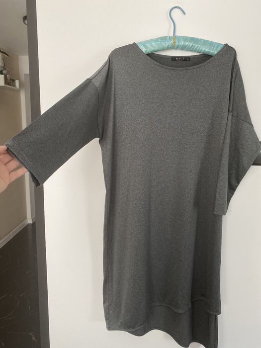 Sukienka Mohito grafitowa  duży rozmiar