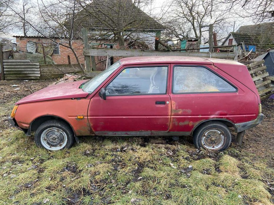 Таврія  ЗАЗ 2001р.Власник 1.2л двигун. Фаркоп. На ходу, переоформлення