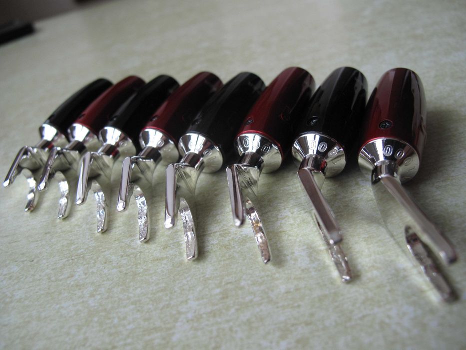 Audioquest 1000 Series Multi-Spade Silver
