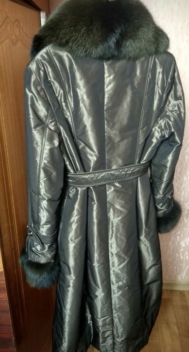 Зимнее пальто женское 50-52. Подстежка натуральный мех. Люкс качество.