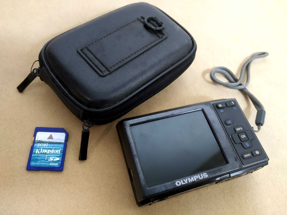 Camera OLYMPUS  X-43  14 megapixel