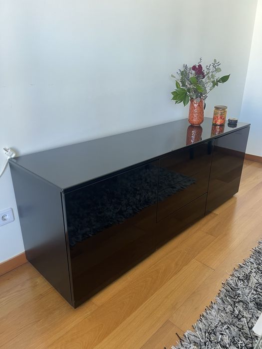 Movel / aparador preto