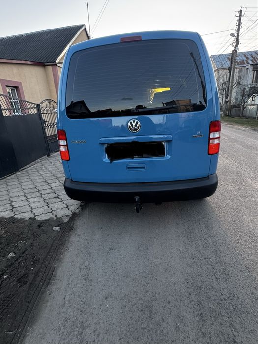 Продам VW Caddy 09.2013 року 2.0 бензин EcoFull(метан)