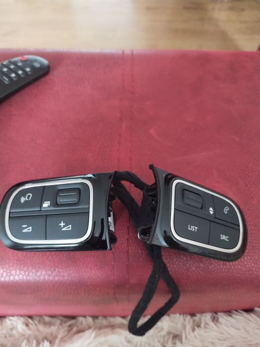 Продам кнопки до пежо