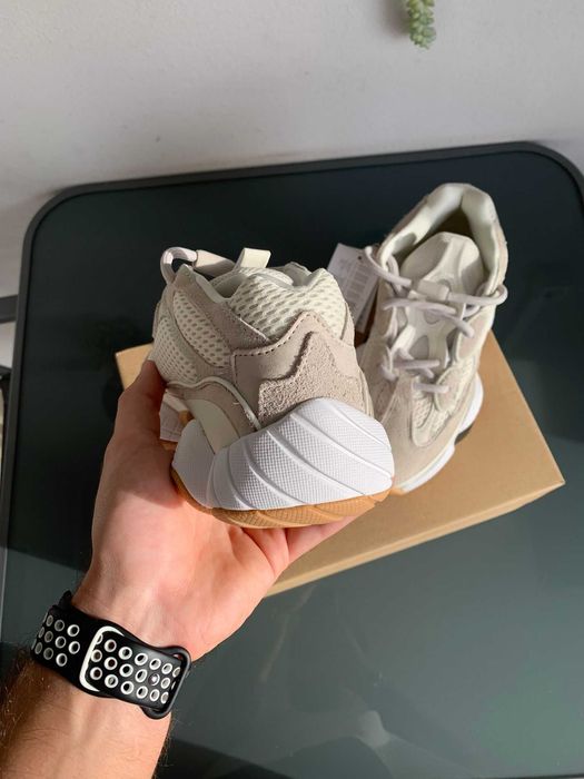 yeezy 500 taupe gap