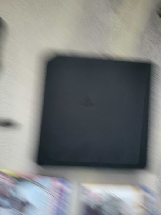 Konsola PlayStation 4 Slim CUH2116B 1TB+ Pad +5 Gier za 250 zł(GTAV)