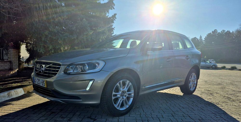 Volvo      xc 60.