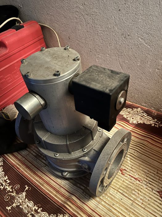 Клапан электромагнитный фланцевый Madas