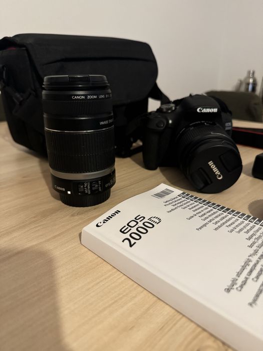 Camera Canon EOS 2000D