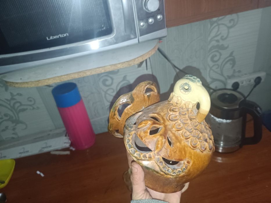 Глиняные статуэтки индюков