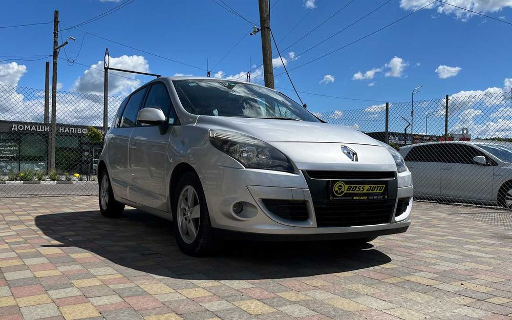 Renault Scenic 2011