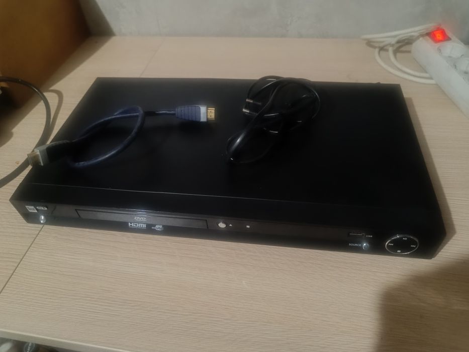 Odtwarzacz DVD + kabel hdmi, sprawny