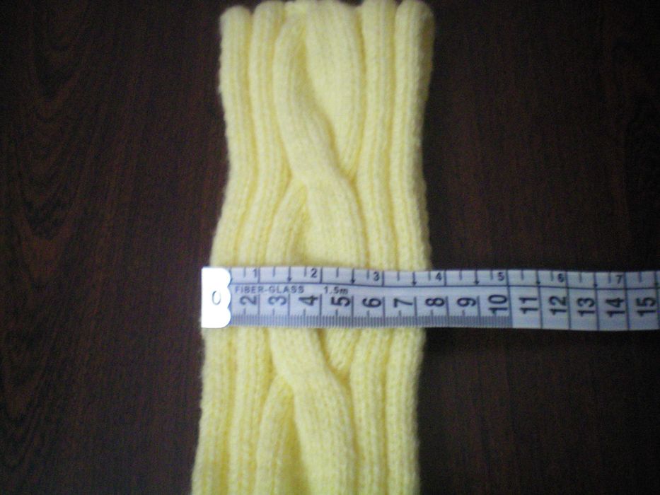 Повязка на голову стильная вязаная модная зимняя тёплая