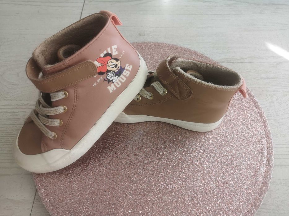 Buty na rzepę przejściowe 28 H&m ocieplane z Myszka Minnie