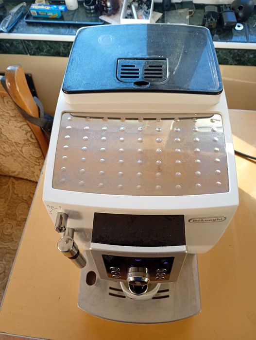 Ekspres Delonghi ECAM 23.210.W-NN1 Biały