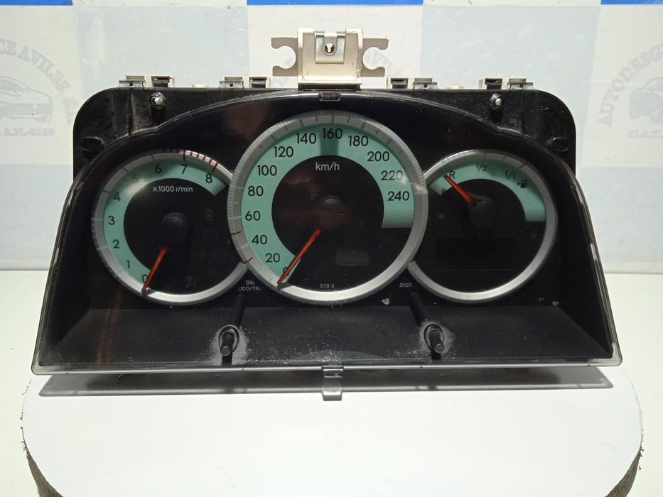 Quadrante Toyota Corolla Verso R1