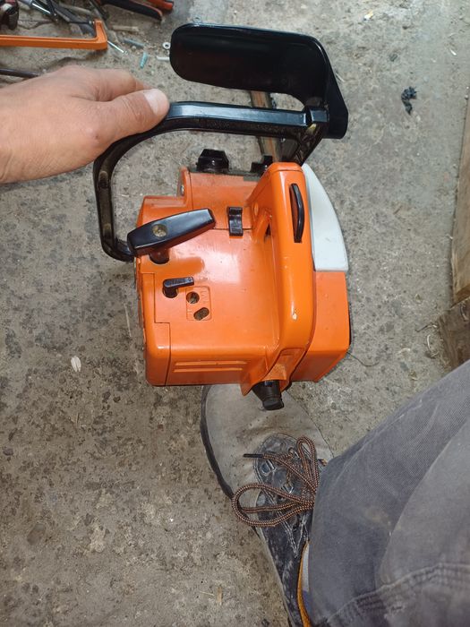Sprzedam piłę Stihl 015l  cena do negocjacji