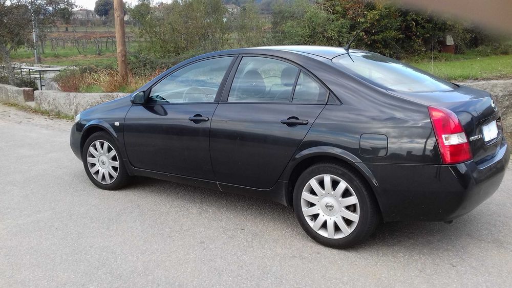Nissan Primera P12