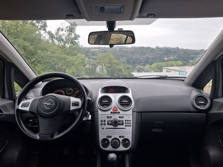 Opel Corsa 1.2 Cosmo 170000km 2010