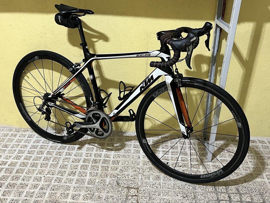 KTM Revelator Prime. Carbono.