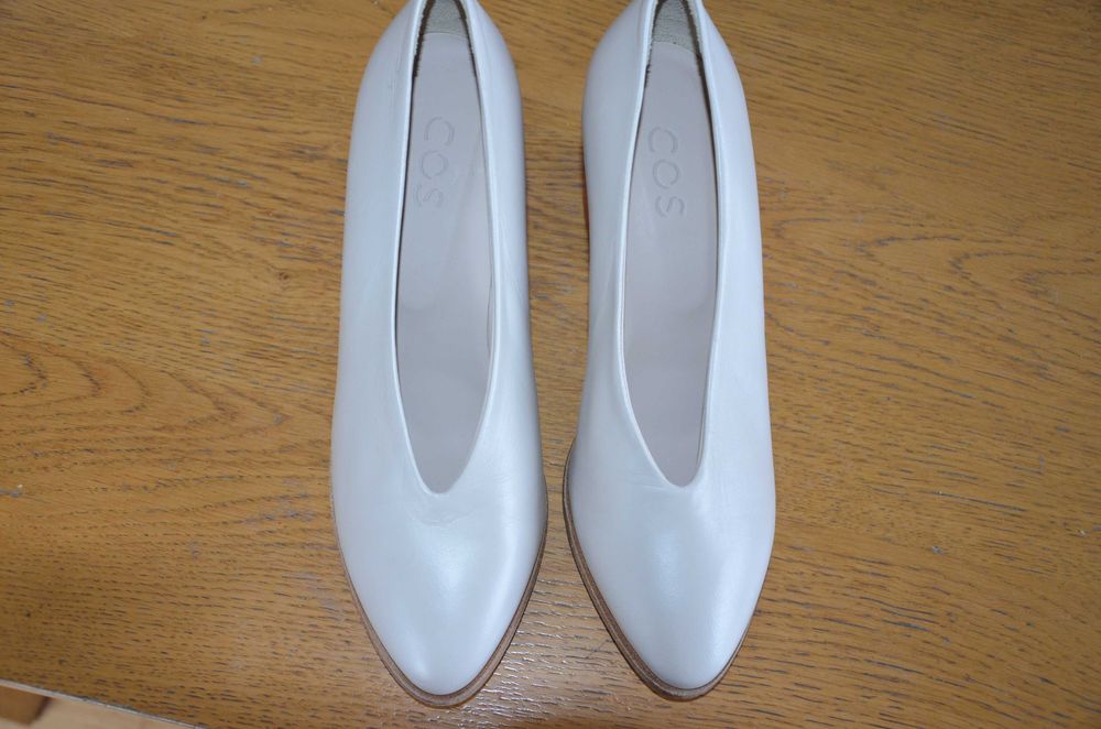 570 zł buty na obcasie /słupek  COS skóra r. 39