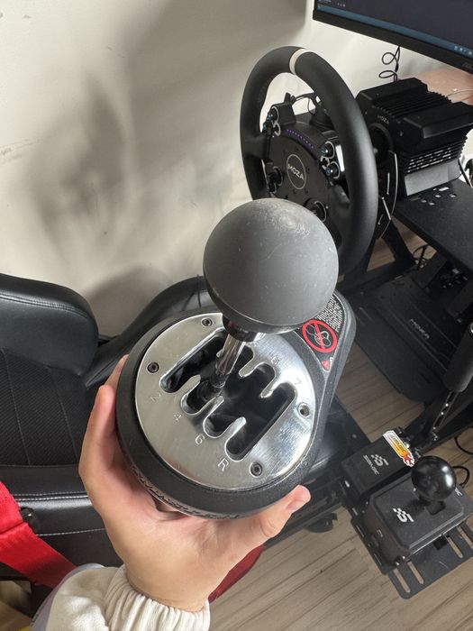 TH8A Add-On Shifter | Thrustmaster U.S eShop