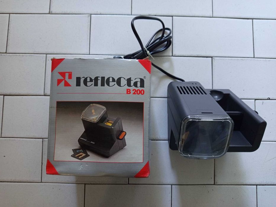 Slide Projector.447177847567831043