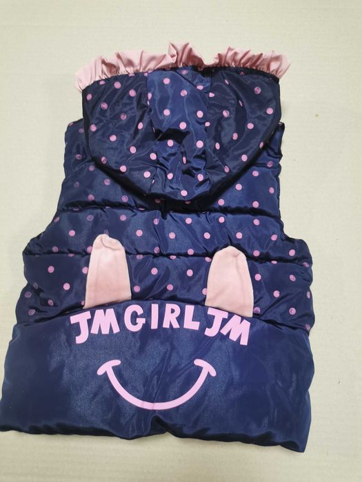 Теплая жилетка на девочку р100