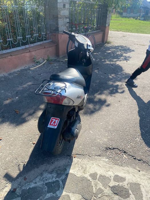 продам скутера сузукі лец 2