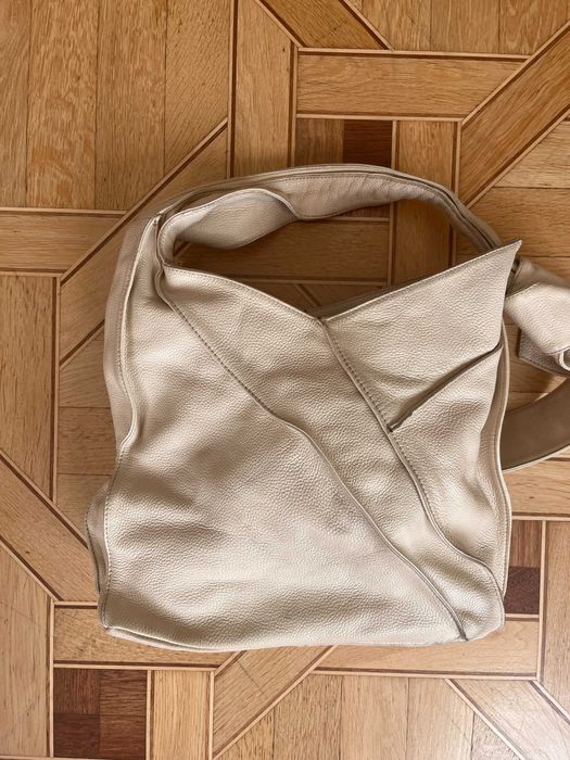 большая сумка salvatore ferragamo женская розовая кожаная нюд светлая