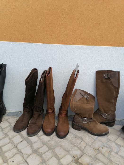 Botas várias como novas
