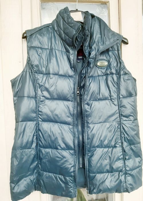 Жилетка, безрукавка, розмір S