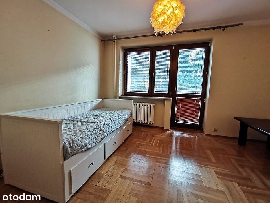 naziemne miejsce postojowe, dodatkowe pomieszczenie, piwnica, garaż
