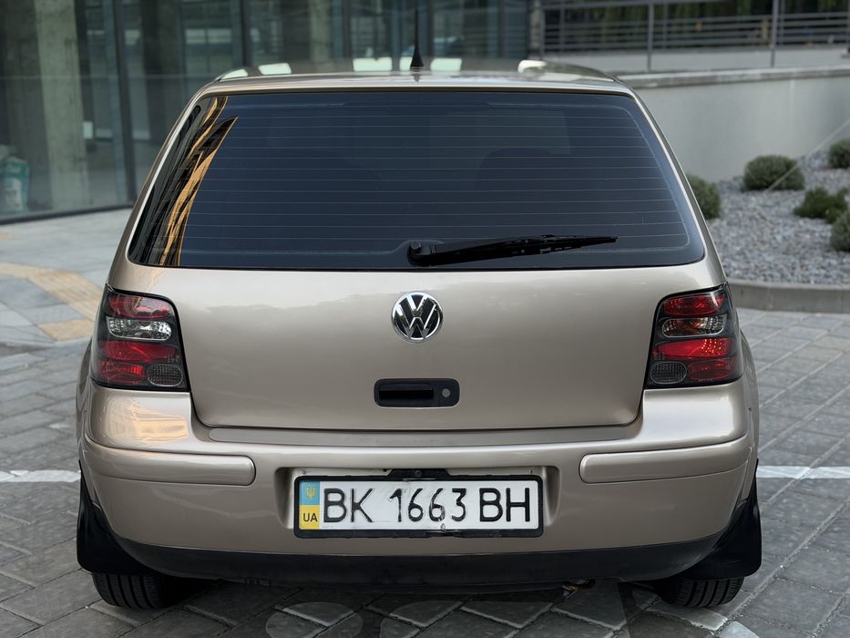 Продам Volkswagen Golf АВТОМАТ