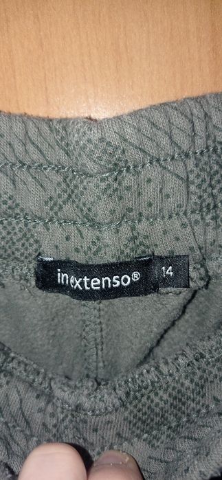 Spodnie dresowe moro na gumce