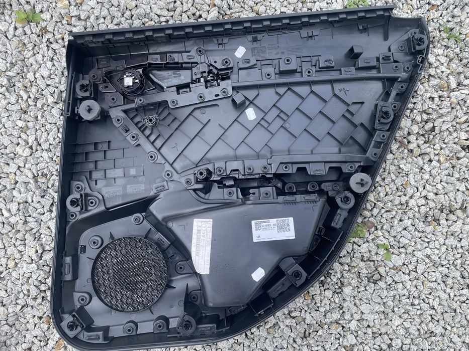 Boczek drzwi lewy tył cupra Leon iv st combi kombi seat leon iv