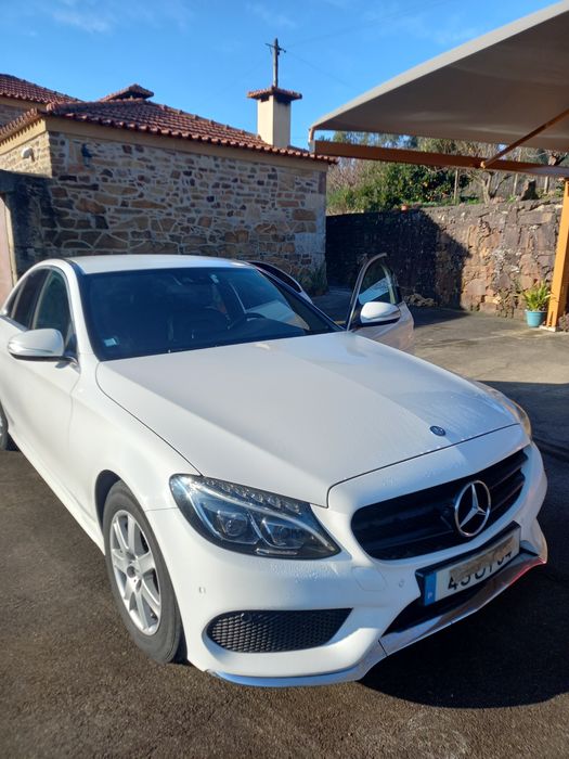 Vendo Mercedes Benz C 220 Bluetec