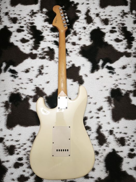 Squier by Fender Affinity S-S-S