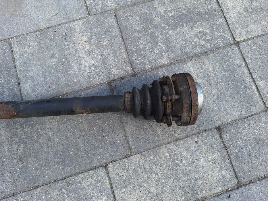 Półoś napędowa LEWA / strona kierowcy BMW e36 e46 R4 R6 mała głowa